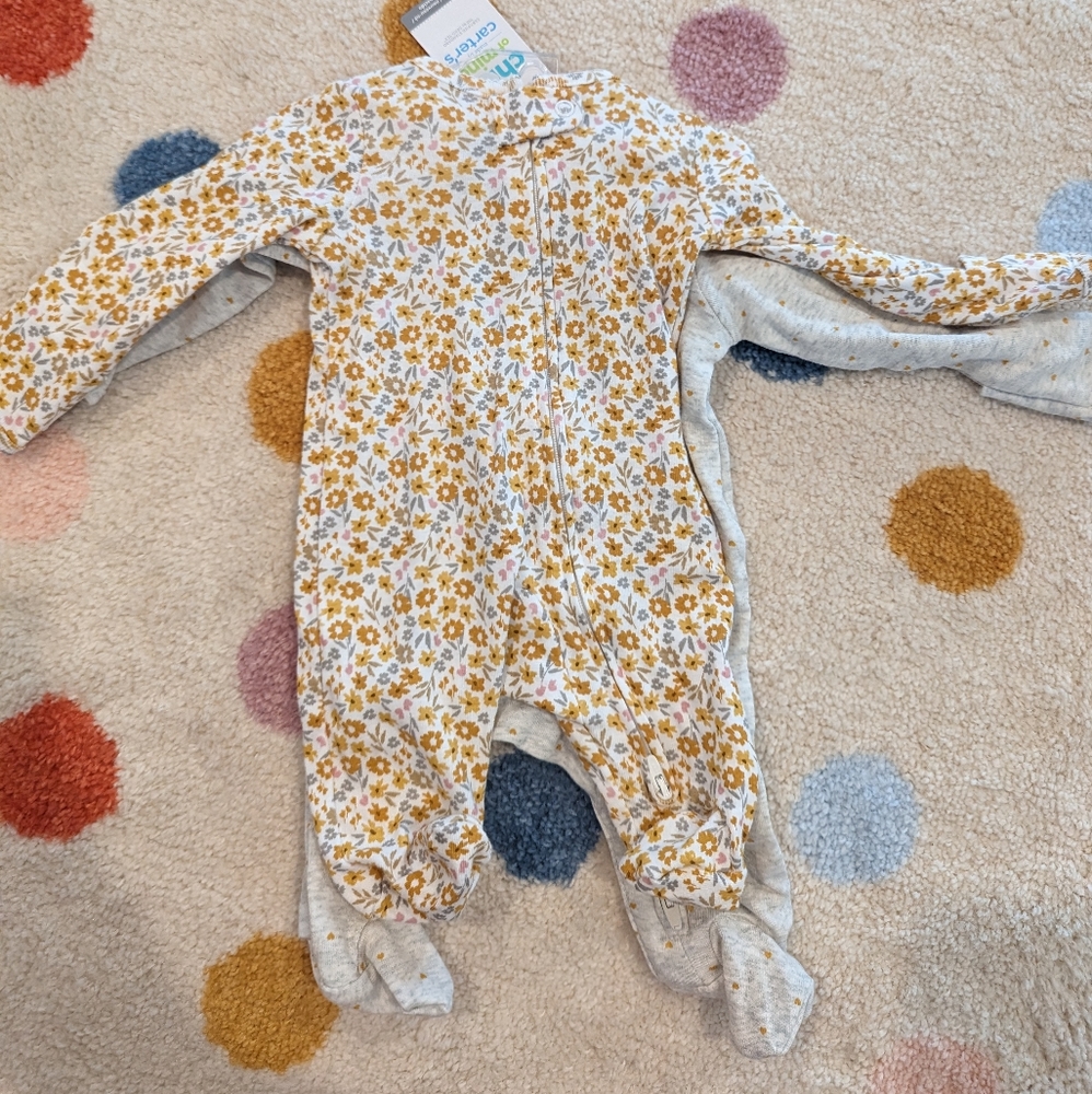 NWT Carter's footed pajamas